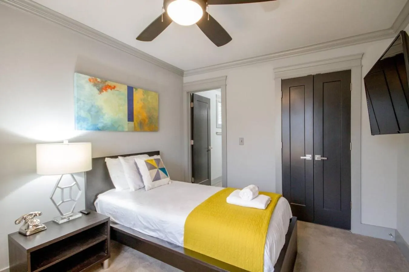 Holiday home Gulch Getaway The Nash Nest Epic Rooftop Nashville United States