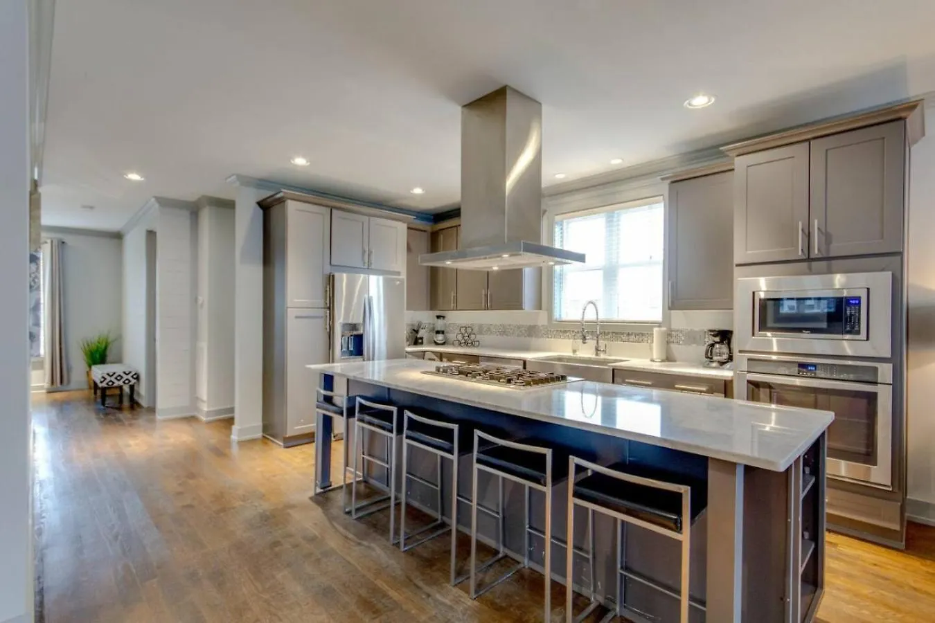 Gulch Getaway The Nash Nest Epic Rooftop Nashville Holiday home